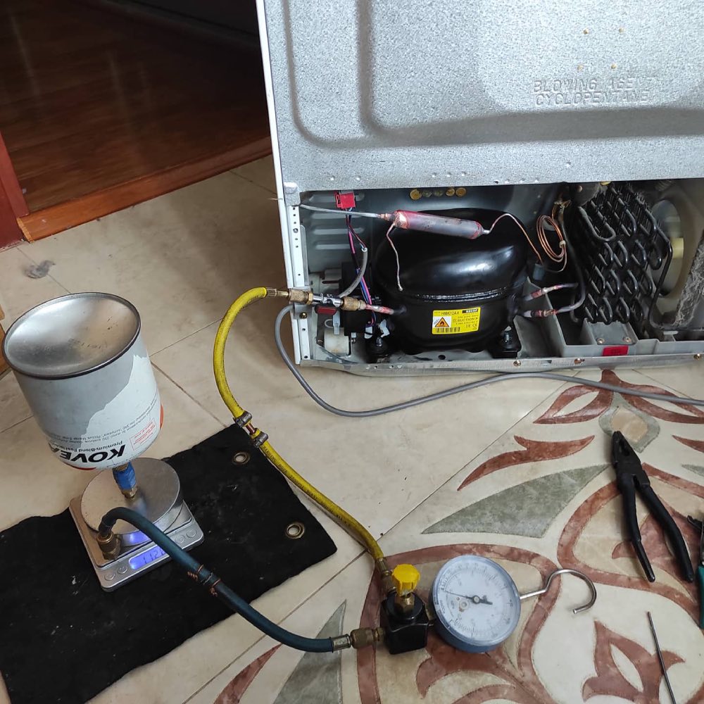Замена мотор-компрессора на холодильнике LG (заправка хладагентом)